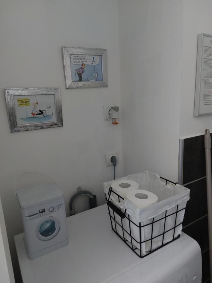 Appartamento Les Dauphins Saint-Romain-de-Jalionas Esterno foto